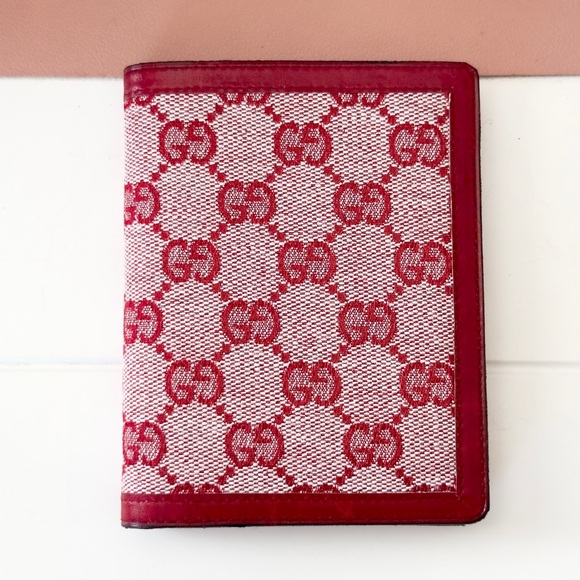 RARE Gucci Address Book ✨ Collectors Piece - Picture 2 of 9